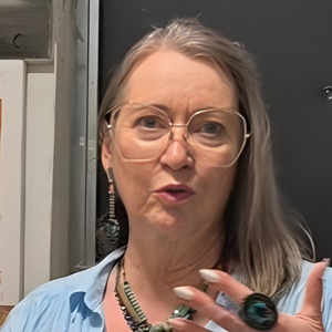 Чембулат Дина