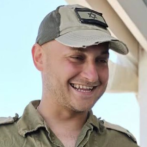 Табачников Леви